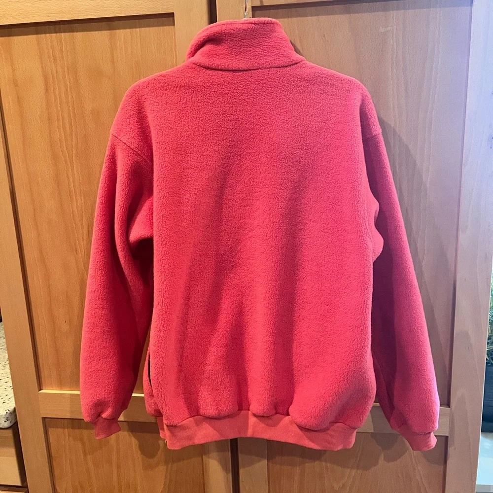 Patagonia Pink Puffer Jacket with Full-Zip Closure and High Collar - Picture 4 of 4